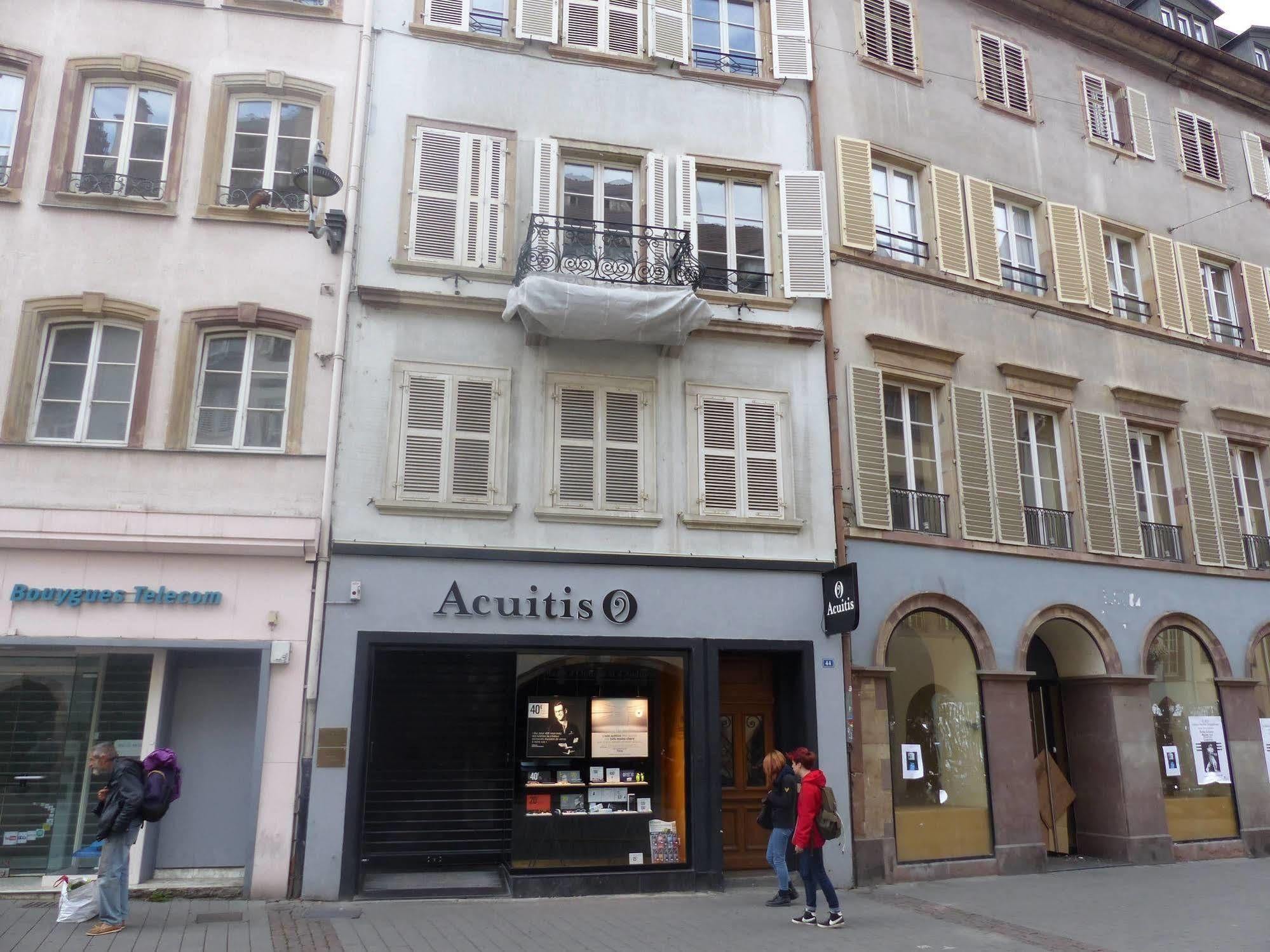70 M² Strasbourg Appart City Center Екстер'єр фото